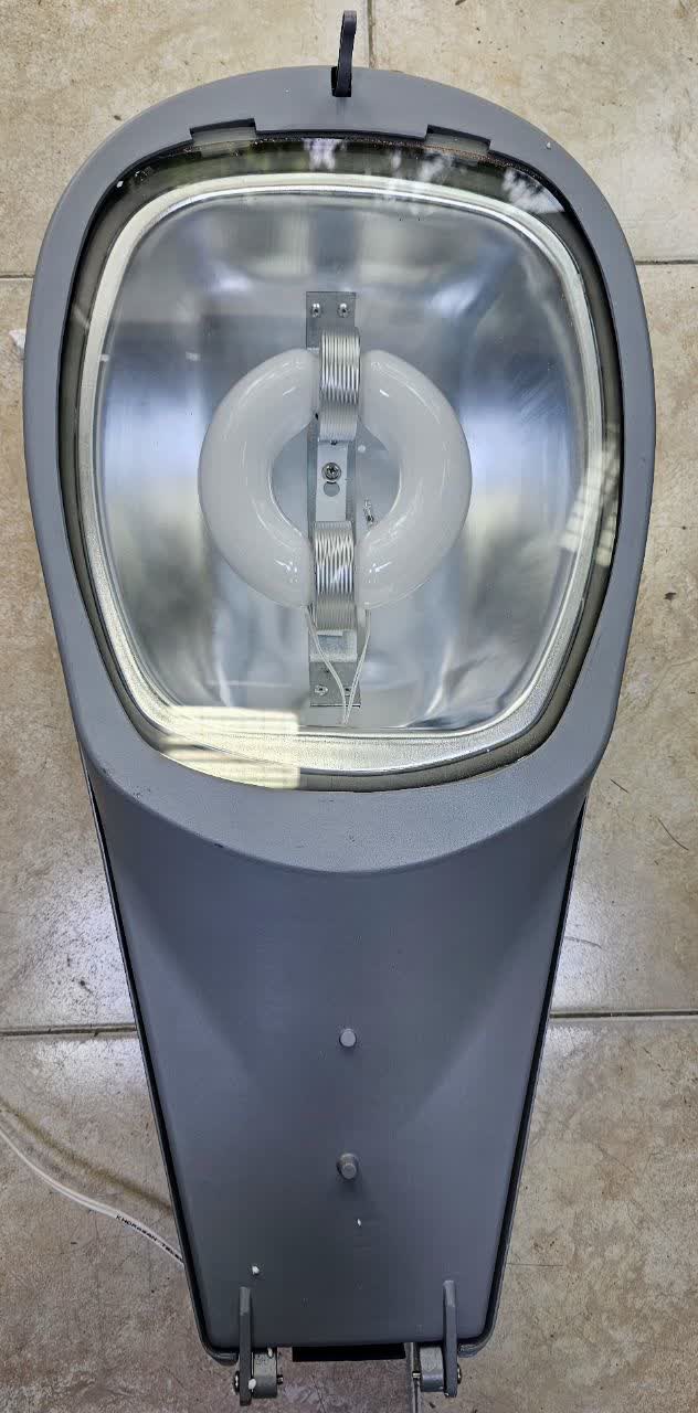 روشنایی خیابانی القایی 40 وات 5000کلوین ( مخصوص سیستم های خورشیدی)